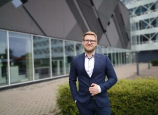 Mandagusis melagis: kodėl dirbtinis intelektas kartais renkasi pritarimą, o ne tiesą? Mantas Lukauskas, Kauno technologijos universiteto alumnas ir „Hostinger“ dirbtinio intelekto techninis grupės vadovas