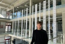 20-metis Nojus Žusinas karpiniais kuria savitą pasaulį: nuo tradicinių raštų iki mistikos ir abstrakcijų Nojus Žusinas. Asmeninio archyvo nuotr.