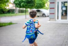 Rugsėjis – savarankiškumo egzaminas ir vaikams, ir tėvams: kaip žinoti, kada laikas suteikti daugiau laisvės?