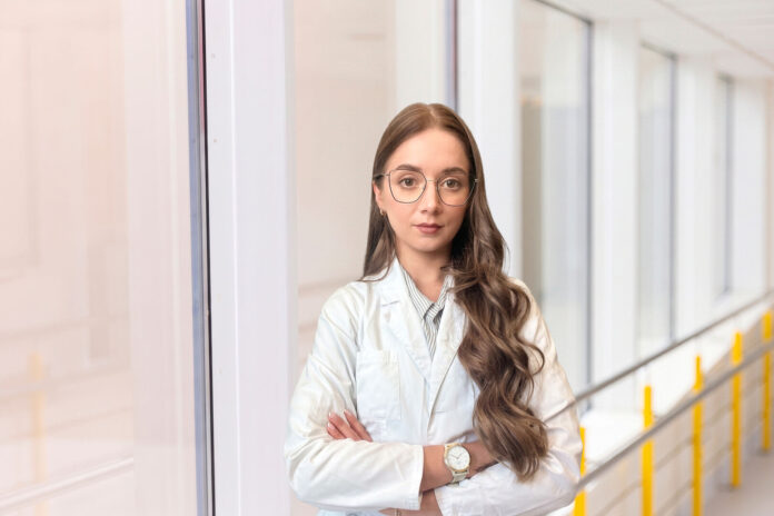 „Hila“ gydytoja reumatologė Marija Montvydaitė „Hila“ gydytoja reumatologė Marija Montvydaitė