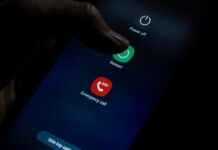 Telefonas veikia 24/7 – štai kada jį verta perkrauti